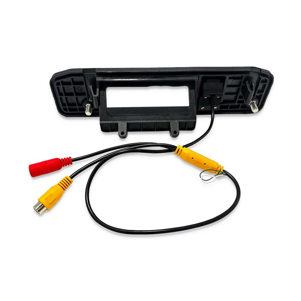 AHD format camera 1080P compatible with CVBS for 15/16 Mercedes C-Class/Mercedes CLA models.